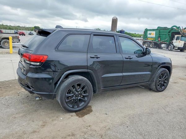 2018 JEEP GRAND CHEROKEE Laredo