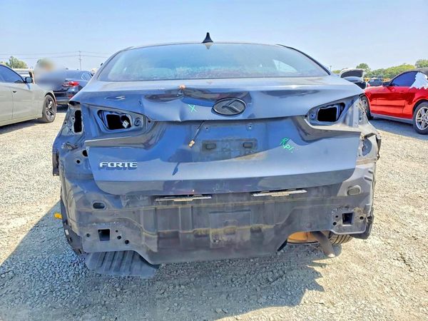 2015 KIA FORTE