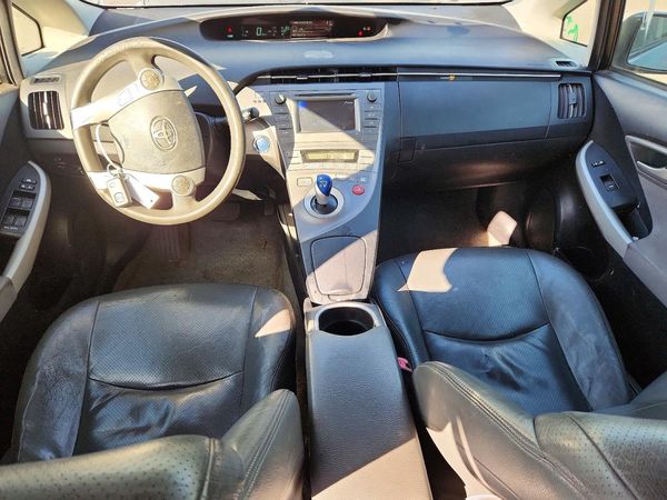 2012 TOYOTA PRIUS