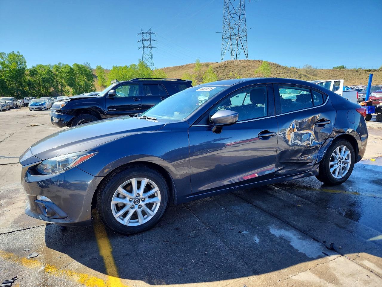 2015 MAZDA 3 Touring/GS