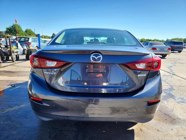 2015 MAZDA 3 Touring/GS