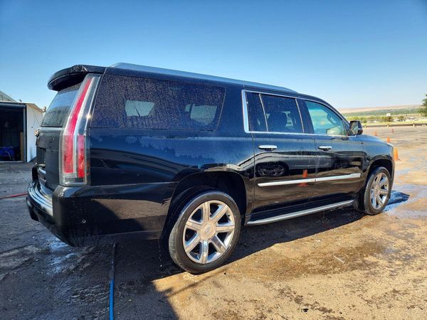 2019 CADILLAC ESCALADE ESV Luxury
