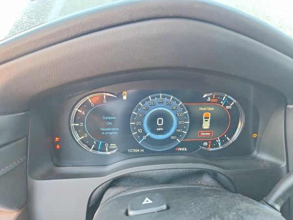 2019 CADILLAC ESCALADE ESV Luxury