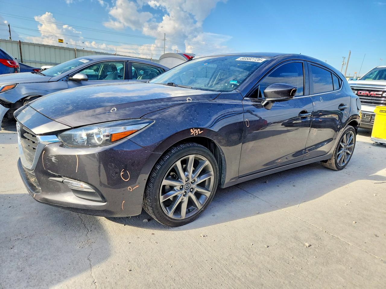2018 MAZDA 3 Touring