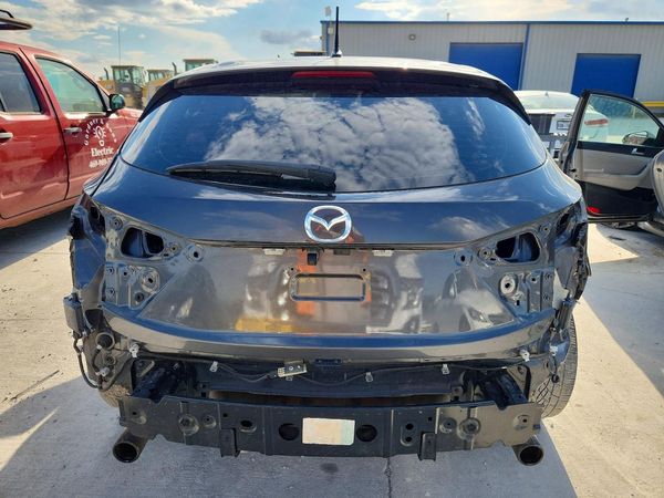 2018 MAZDA 3 Touring