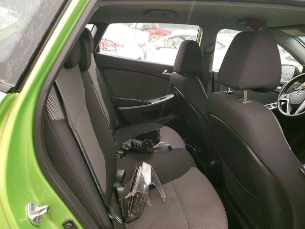 2012 HYUNDAI ACCENT GL (Middle-low grade)