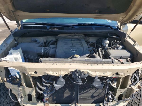 2017 TOYOTA TUNDRA Limited