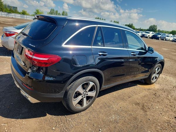 2017 MERCEDES-BENZ GLC GLC300 Base-4M