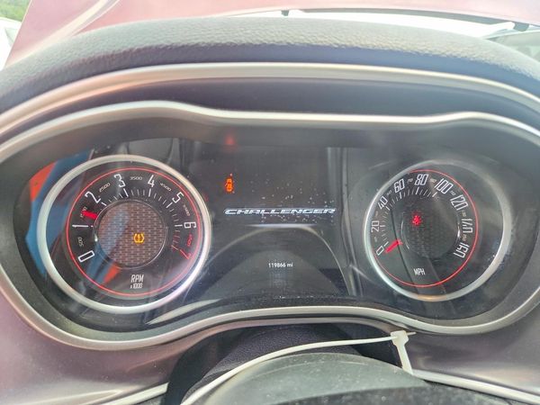 2019 DODGE CHALLENGER SXT