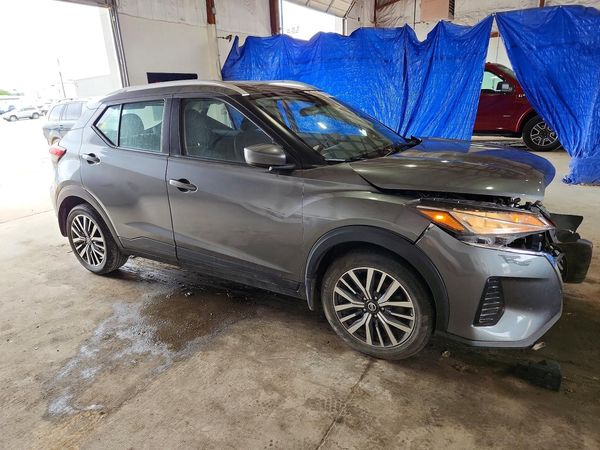 2021 NISSAN KICKS