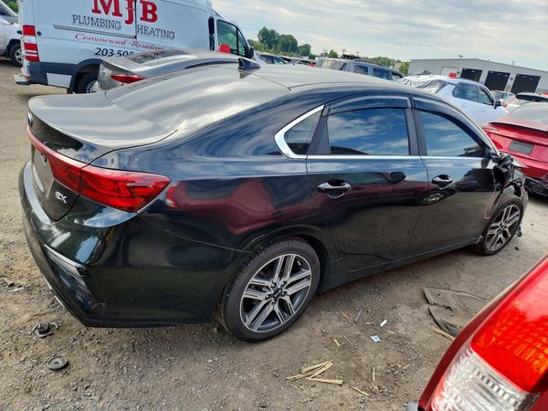 2019 KIA FORTE EX