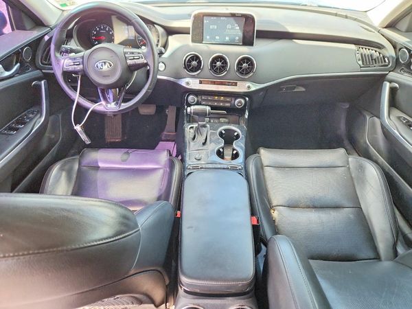 2019 KIA STINGER Base