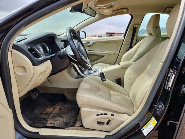 2012 VOLVO S60