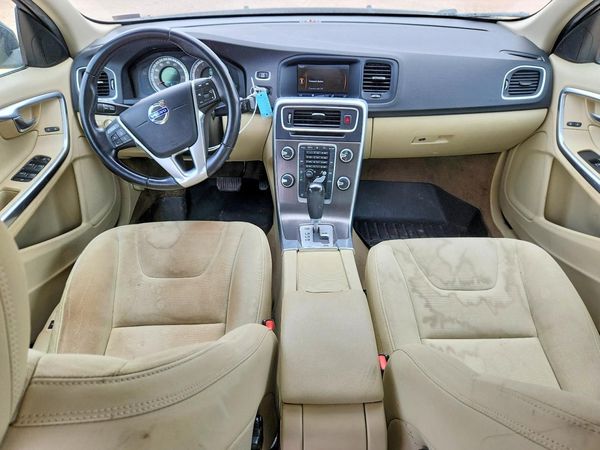 2012 VOLVO S60