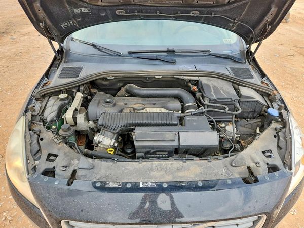 2012 VOLVO S60