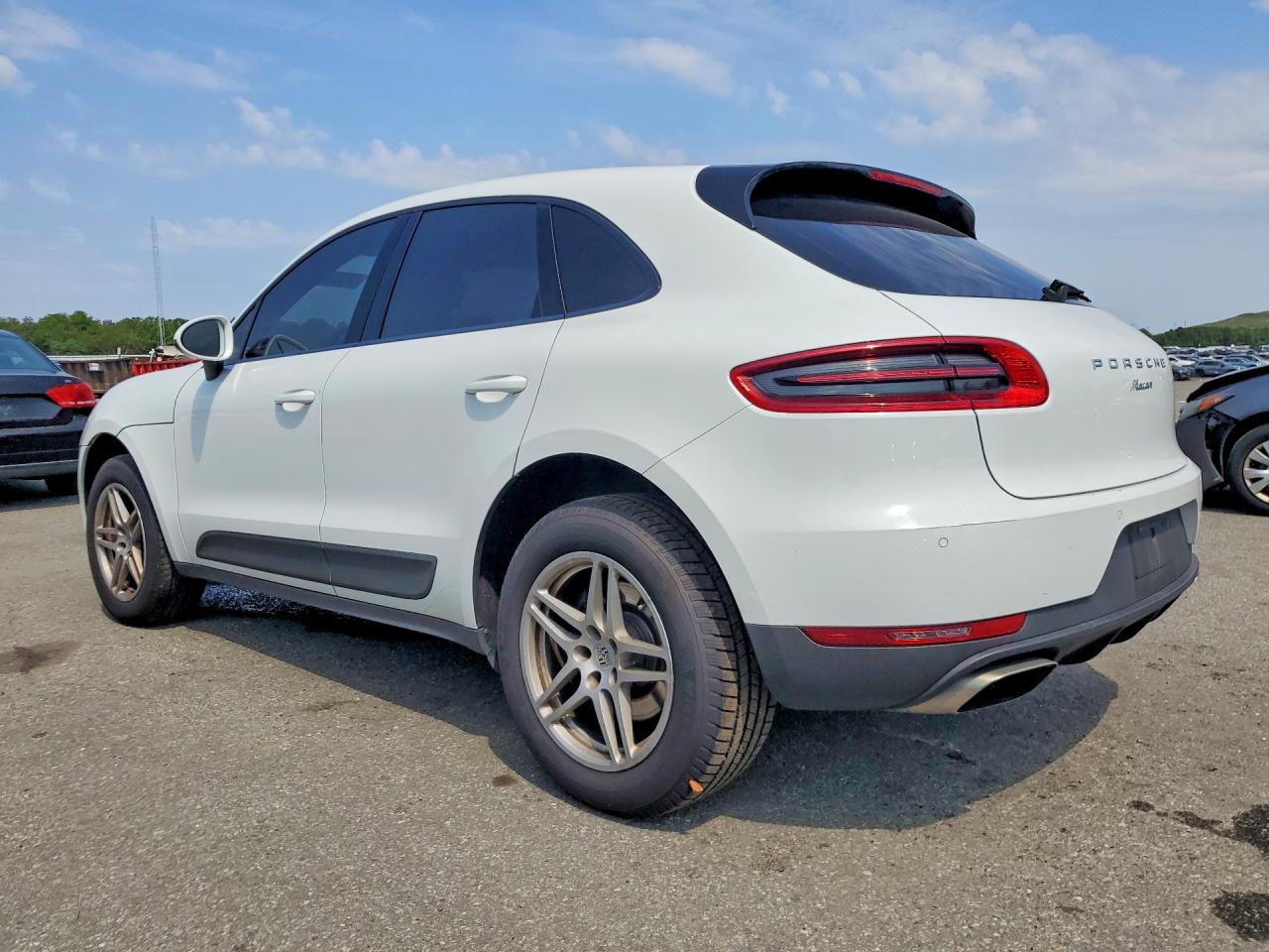2017 PORSCHE MACAN