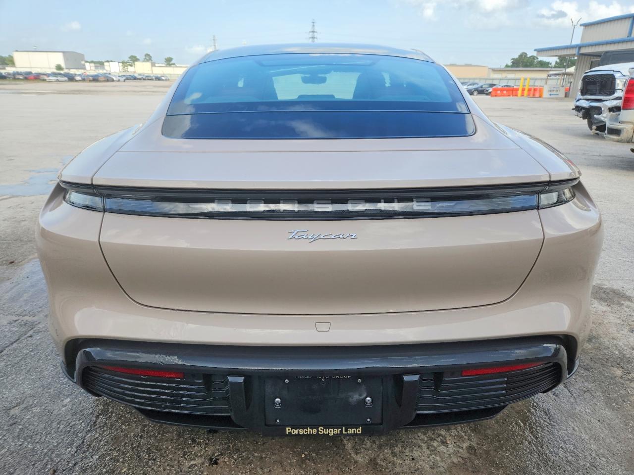2024 PORSCHE TAYCAN