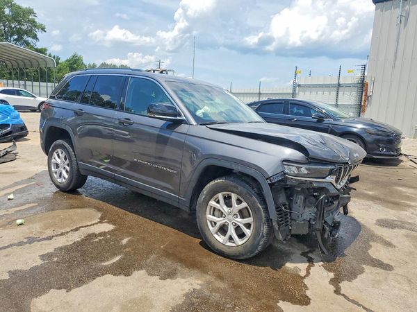 2022 JEEP CHEROKEE Limited — Passenger 3/4