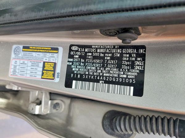 2013 KIA SORENTO Base / LX