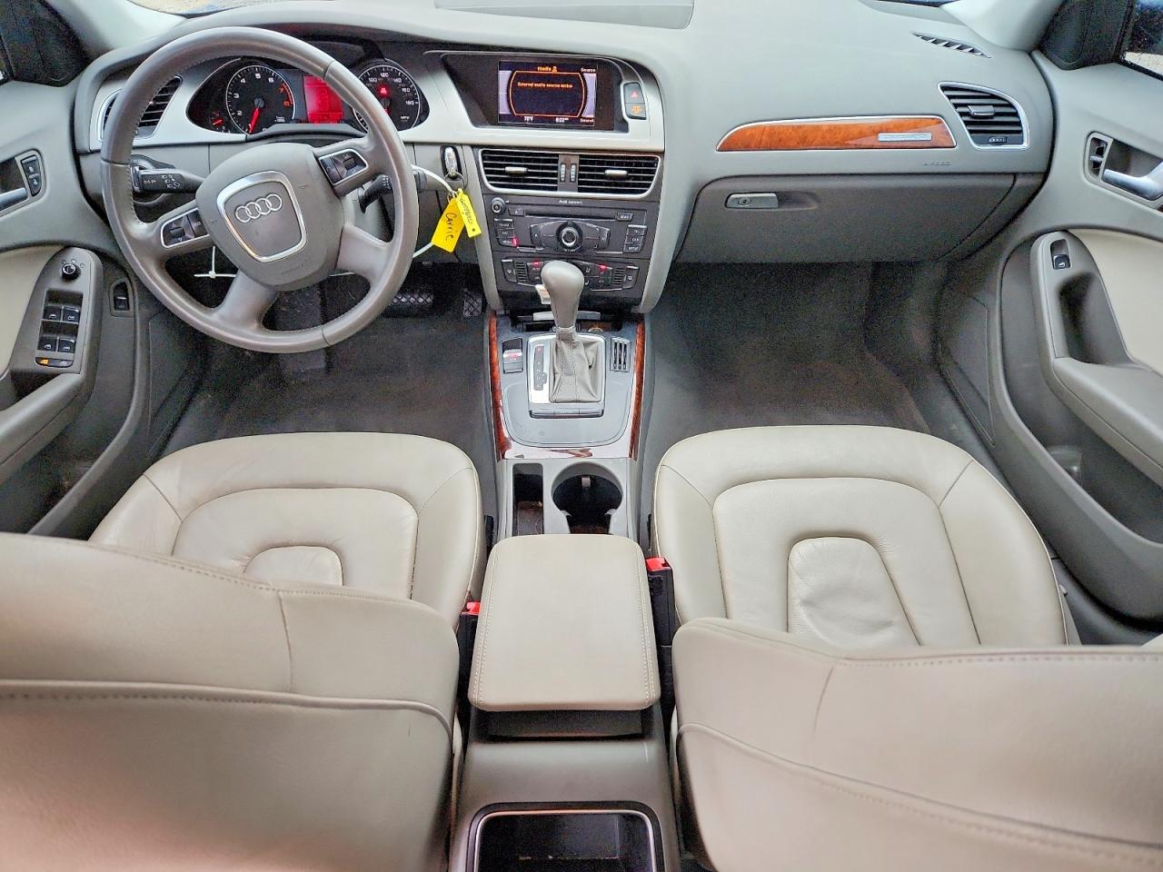 2010 AUDI A4 quattro Premium