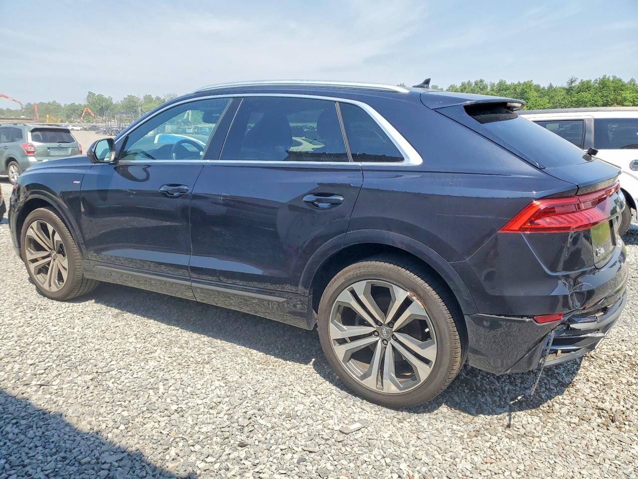 2020 AUDI Q8