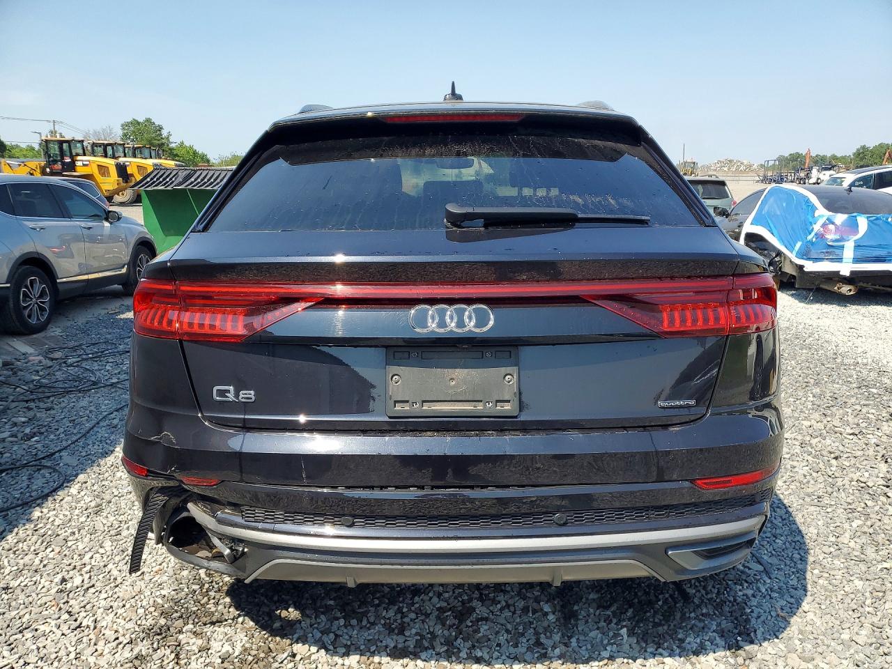 2020 AUDI Q8