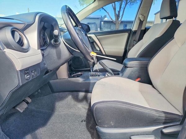 2017 TOYOTA RAV4 XLE