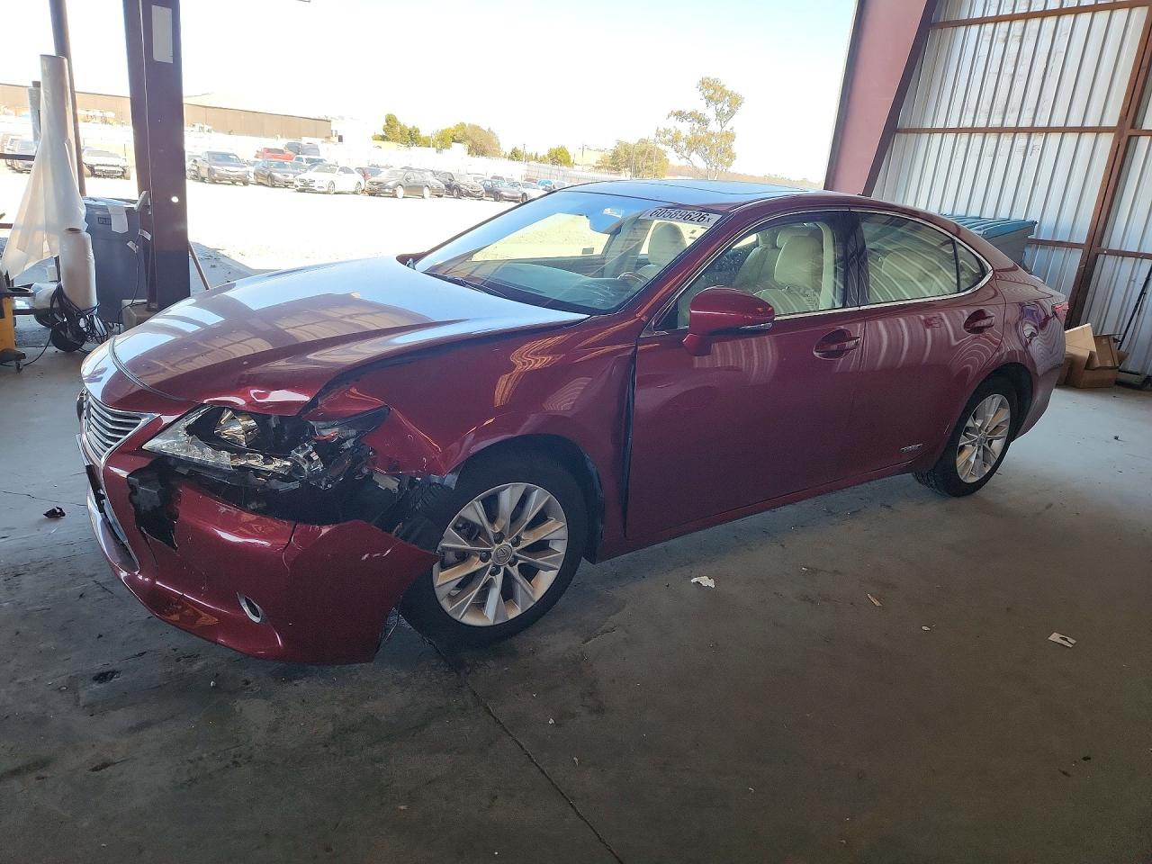 2013 LEXUS ES 300h