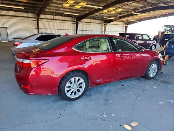 2013 LEXUS ES 300h