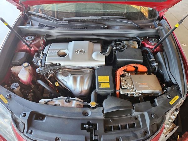 2013 LEXUS ES 300h