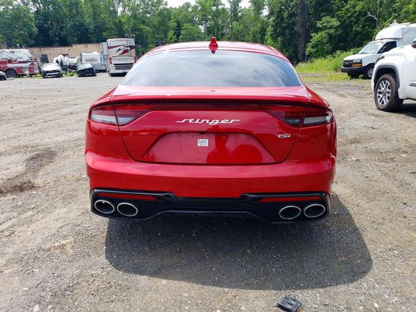 2023 KIA STINGER GT2