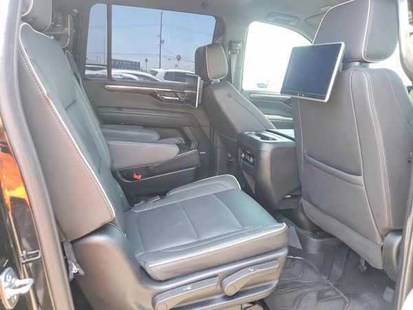 2025 CHEVROLET SUBURBAN Premier