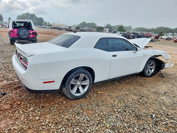 2019 DODGE CHALLENGER SXT