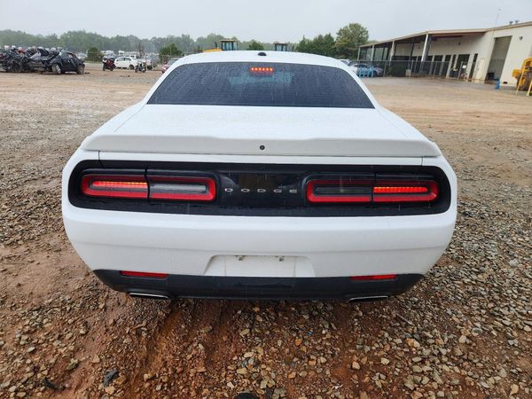 2019 DODGE CHALLENGER SXT
