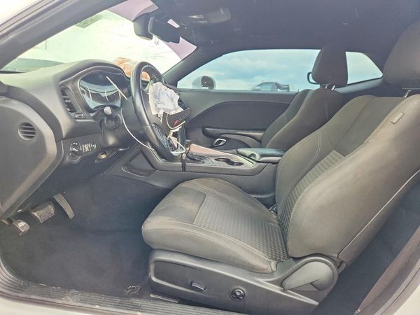 2019 DODGE CHALLENGER SXT