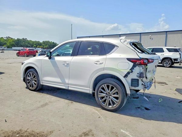 2024 MAZDA CX-5 Signature