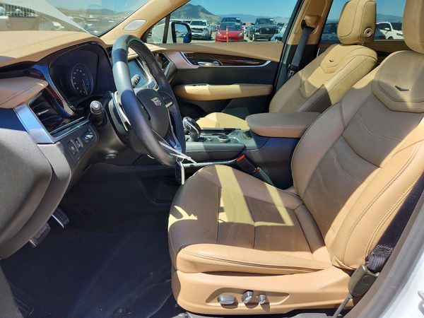 2025 CADILLAC XT6 Sport Platinum