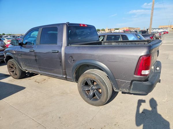2024 RAM 1500 CLASSIC SLT / Warlock