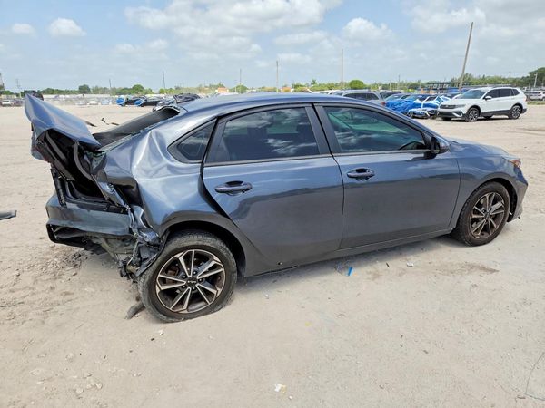 2022 KIA FORTE FE, LXS