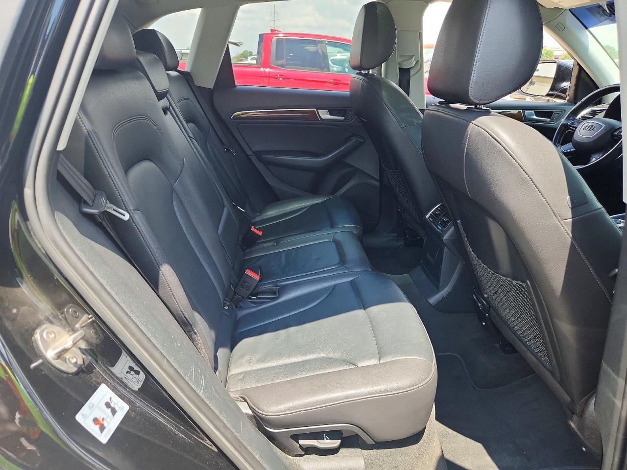 2017 AUDI Q5 quattro Premium