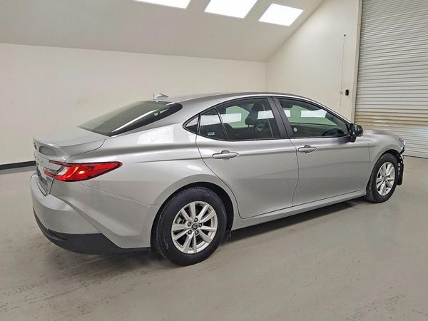 2026 TOYOTA CAMRY