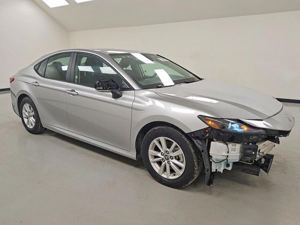 2026 TOYOTA CAMRY