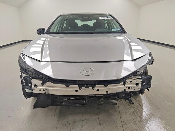 2026 TOYOTA CAMRY