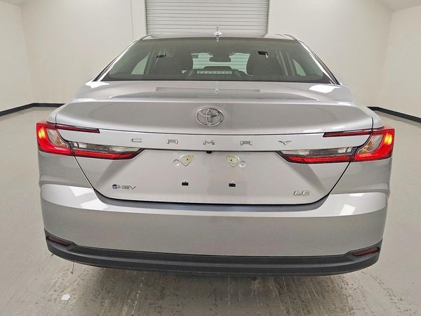 2026 TOYOTA CAMRY