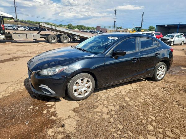 2016 MAZDA 3 SV/Base