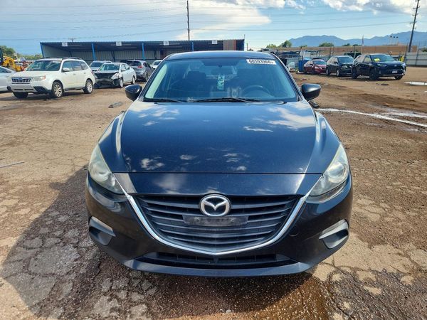 2016 MAZDA 3 SV/Base