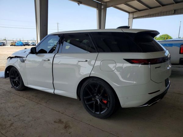 2025 LAND ROVER RANGE ROVER SPORT P460e Dynamic SE