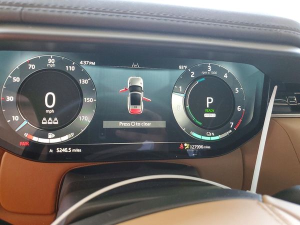 2025 LAND ROVER RANGE ROVER SPORT P460e Dynamic SE