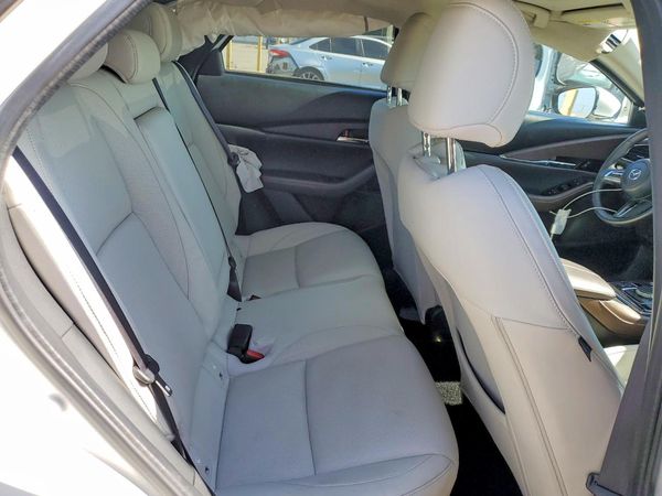 2023 MAZDA CX-30 Premium Package