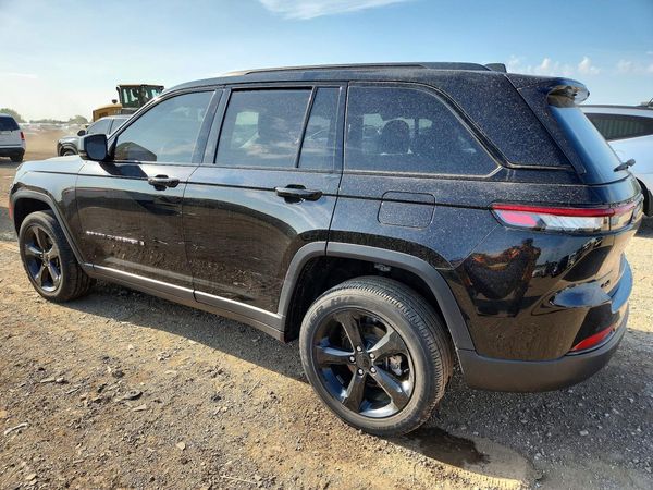 2023 JEEP GRAND CHEROKEE 4XE 3 Laredo, Altitude